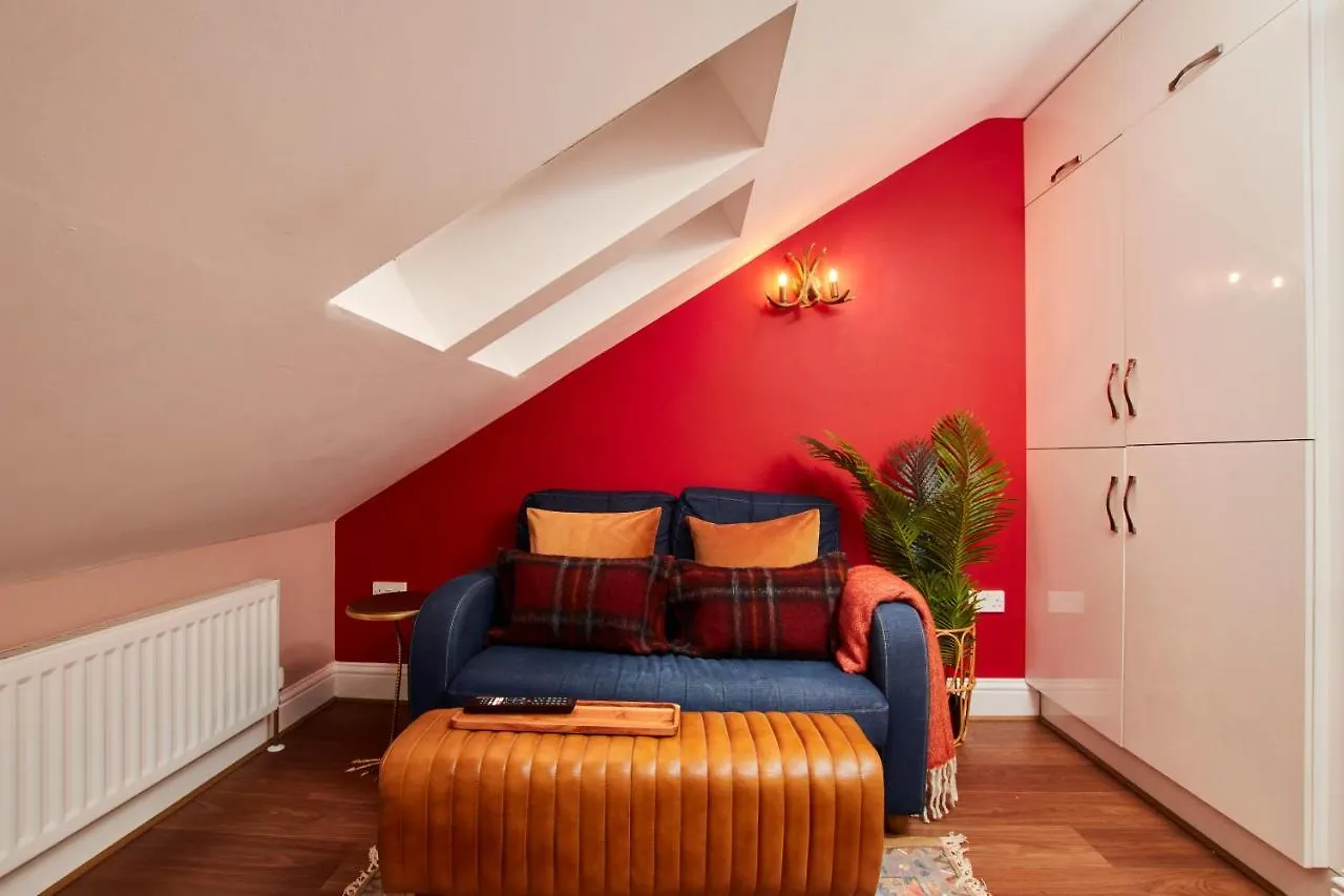 The Exquisite Gem Of Newcastle - Sleeps 2 Apartment