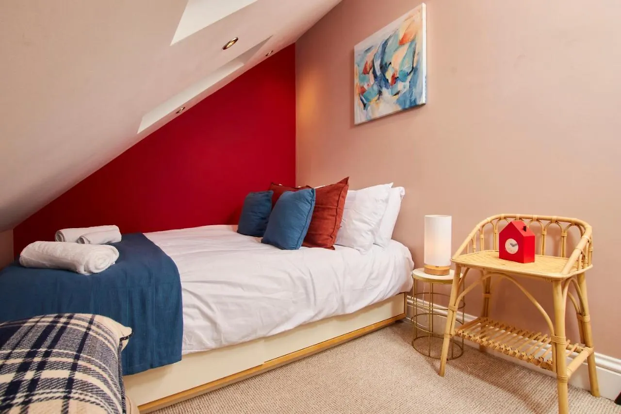 The Exquisite Gem Of Newcastle - Sleeps 2 Apartment
