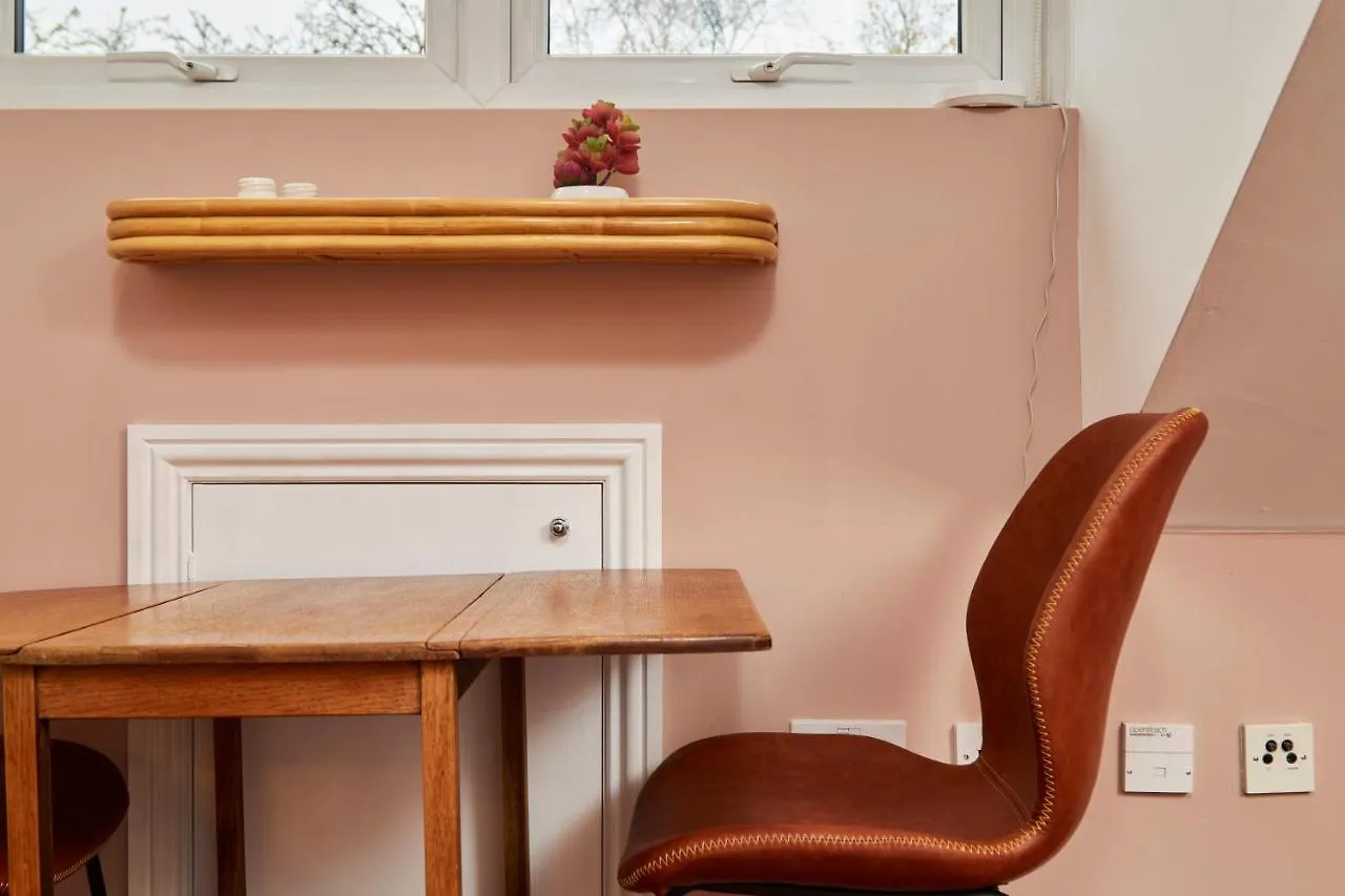 The Exquisite Gem Of Newcastle - Sleeps 2 Apartment