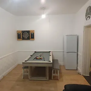 Hustlers Apartment